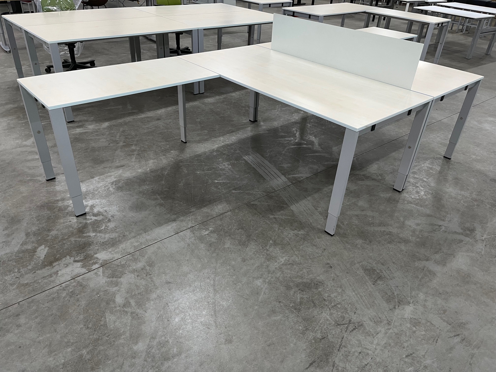 verstelbaar hoekbureau